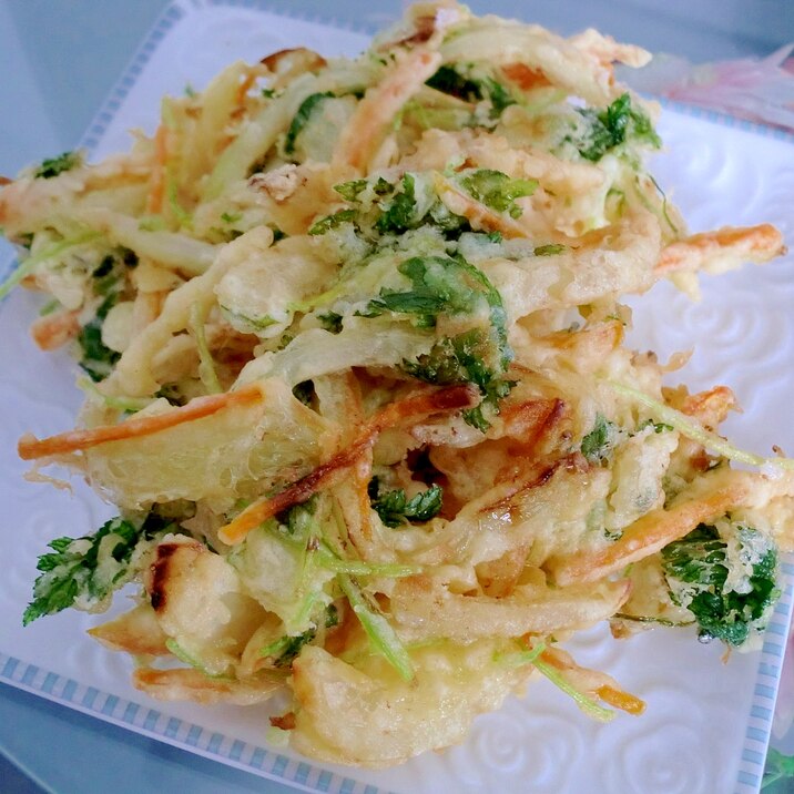 サクサク！三つ葉たっぷり野菜のかき揚げ♪